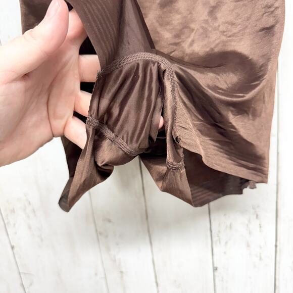 Skims Shapewear Women Medium Brown Metallic Shapewear Shorts Slimming Intimates - Picture 2 of 5